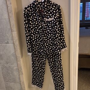 Womens Black and White Heart Pajamas